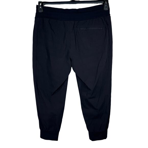 Athleta SZ 12 Trekkie North Crop Jogger Pants Pull-On Cuffed Stretch Zip Pockets - Picture 3 of 8